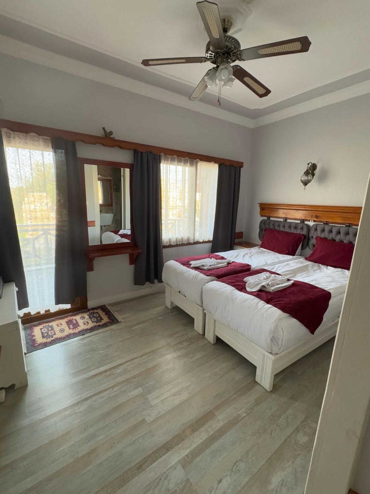 Ephesus Selcuk Castle View Suites Exterior foto